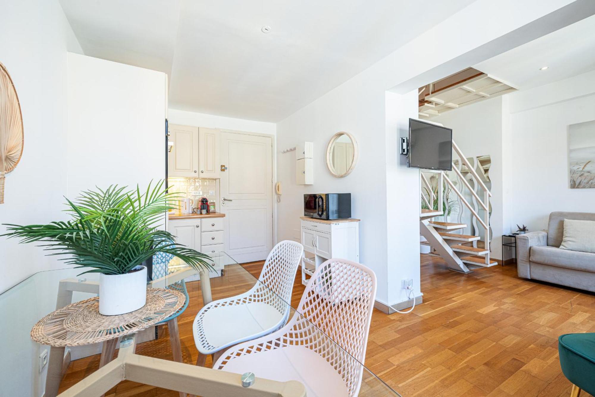 Massena Street - 1 Bdr Duplex With Ac & Parking Apartment นีซ ภายนอก รูปภาพ